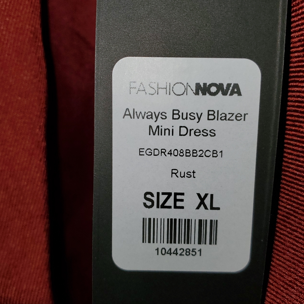 Fashion Nova Red Women's Blazer - Picture 3 of 3